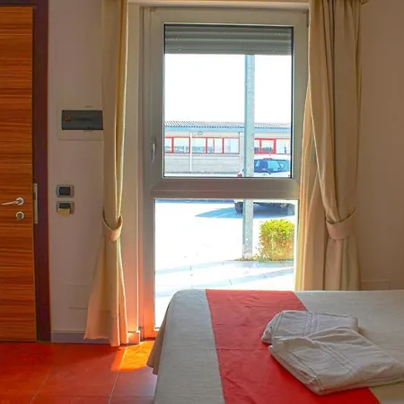 Hotel Bed&Business San Giovanni Teatino Esterno foto